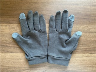 タッチパネル対応の手袋